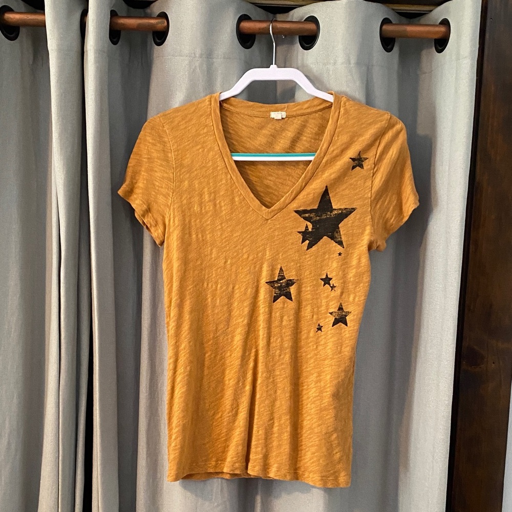 J Crew Mustard Star Print V-Neck Tee, Women’s Size Medium